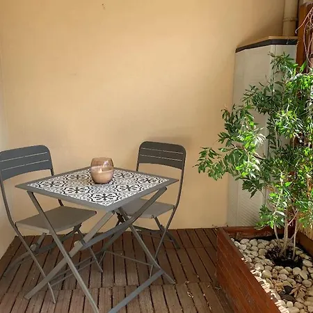 Grand Studio Avec Coin Nuit, Proche Mer Et Montagnes Roquebrune-sur-Argens Exterior photo