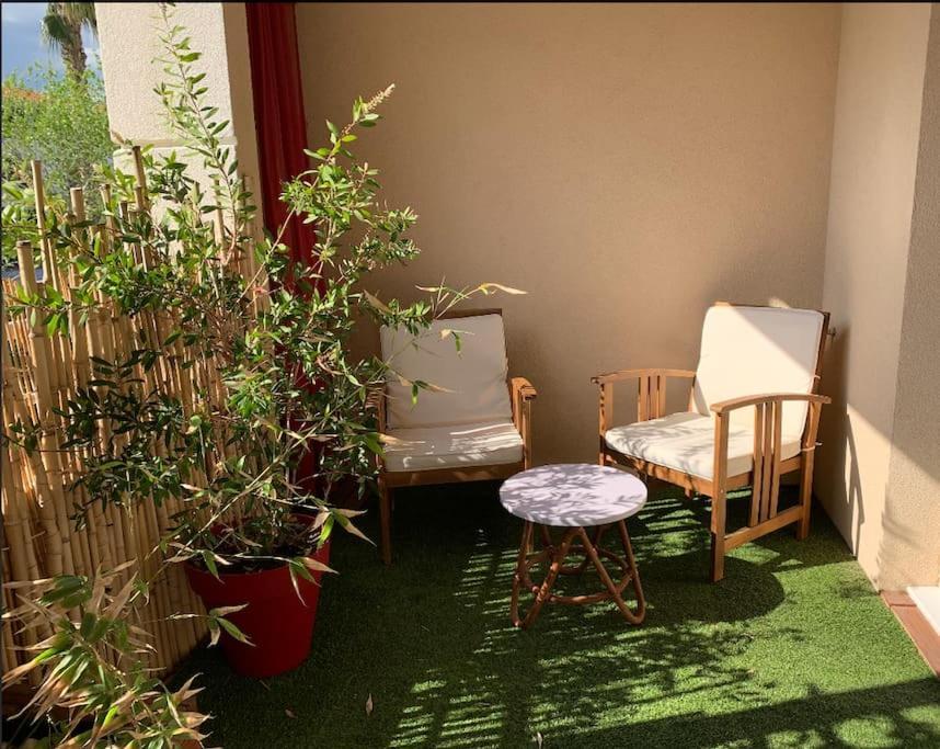 Grand Avec Coin Nuit, Proche Et Montagnes * Roquebrune-sur-Argens